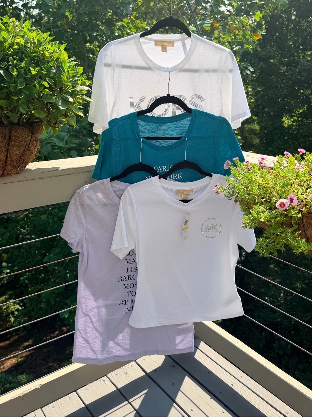 Michael KORS 4 Piece Short Sleeve T Shirt Paris London Tokyo Teal Purple Medium